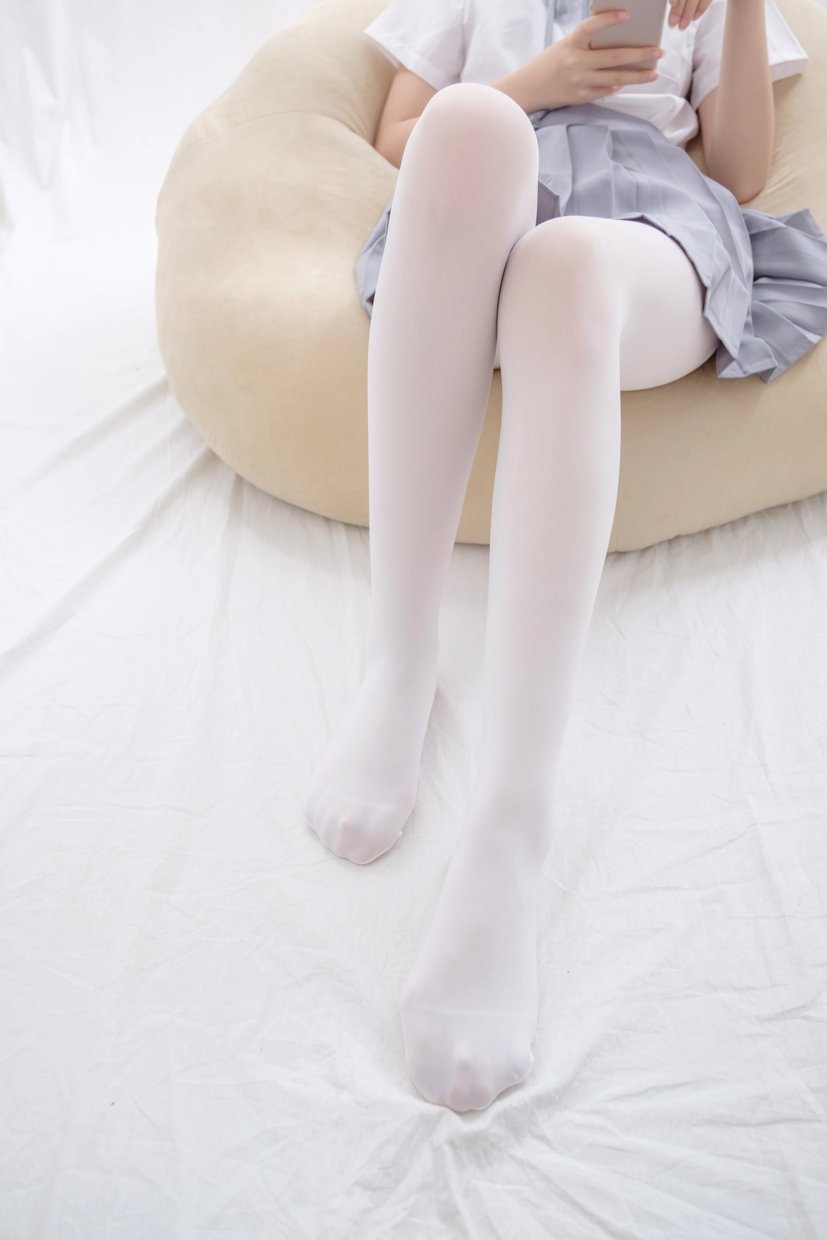 森萝财团 R15-025 [75P]插图1